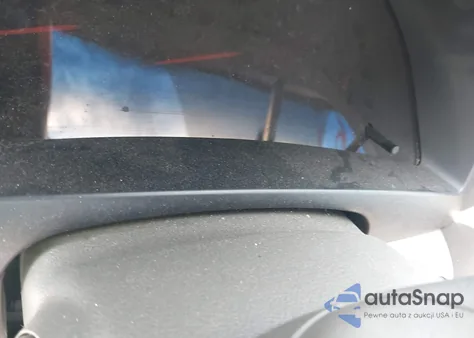 2010 Toyota Camry Le z USA, uszkodzony, nr VIN JTNBF3EK8A3001704